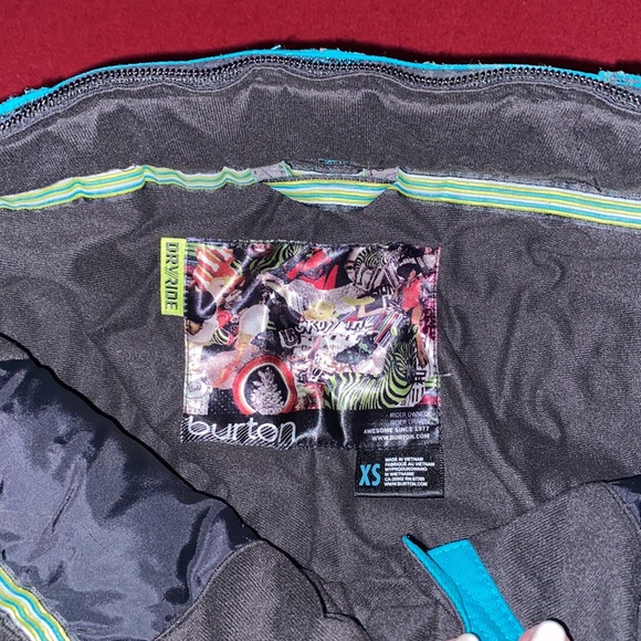 Burton Boarding Skiing Snow Pants (w zipper to jacket attachment and boot hook) - Picture 5 of 9